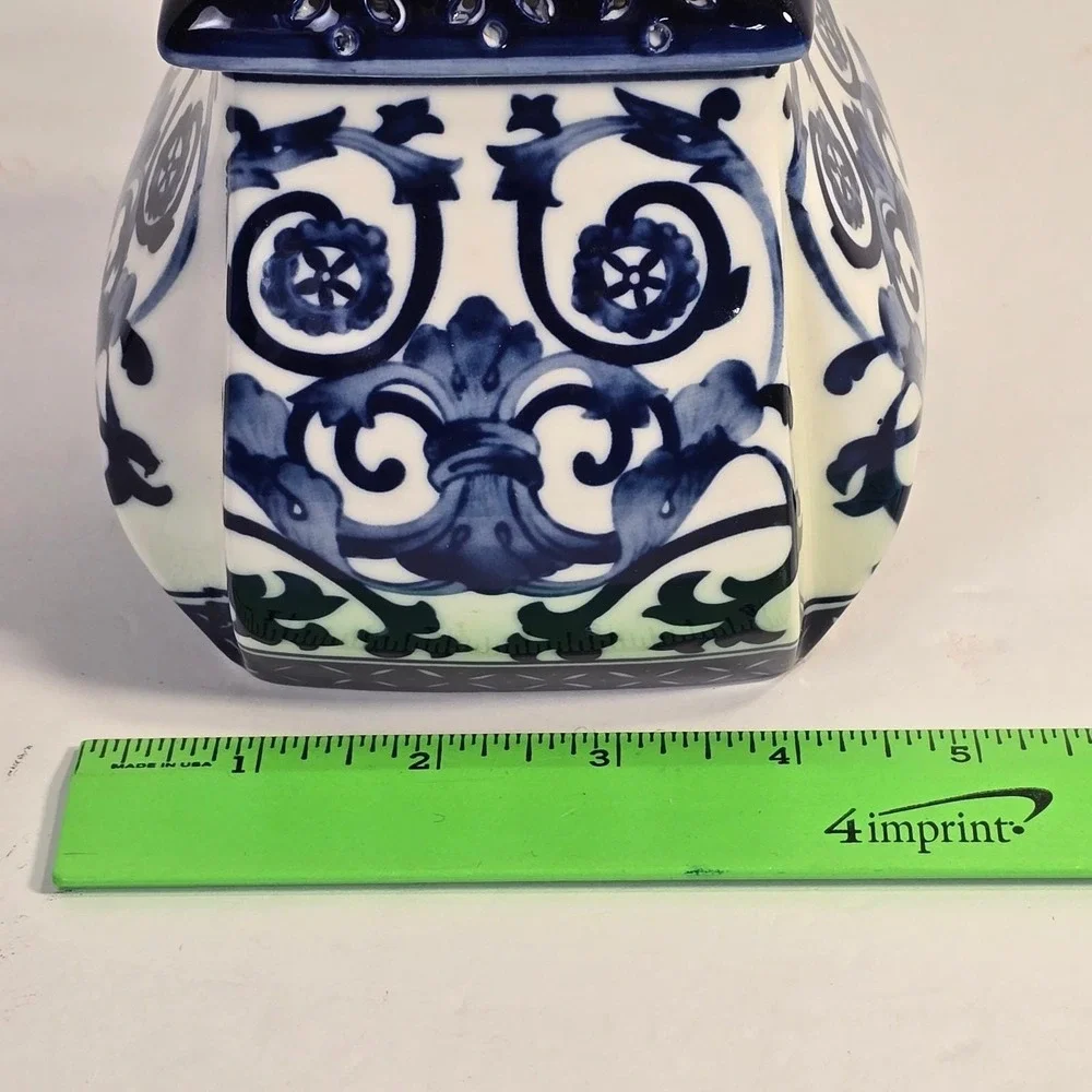 Blue and‎ White Chinoiserie Ceramic Ginger Jar OIL Burning lamp Gift mom friend